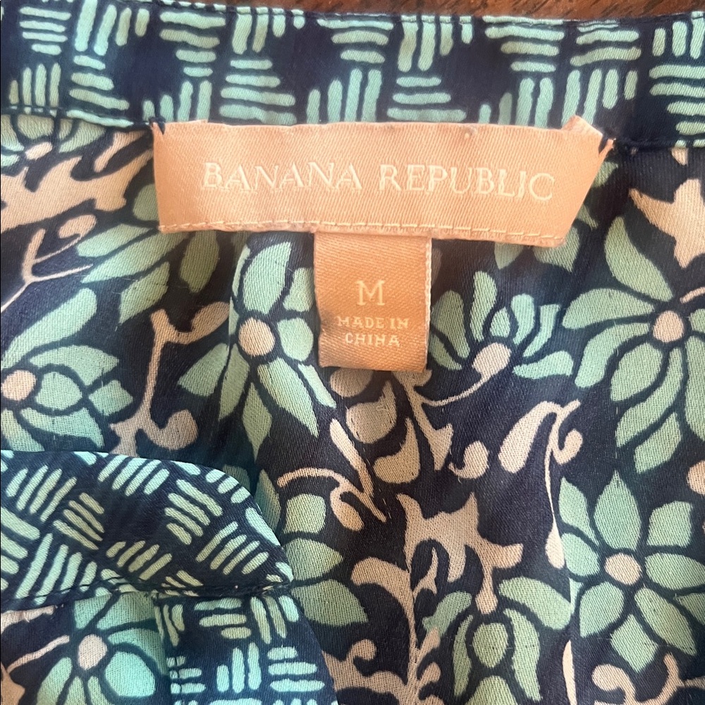 Banana Republic Navy and Mint Patterned Blouse - Picture 2 of 7